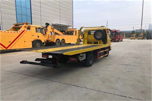 融水非事故拖车