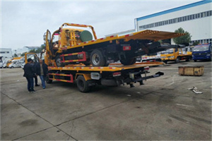 融水同城汽车补胎