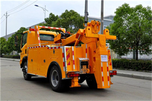 融水高速路拖车费